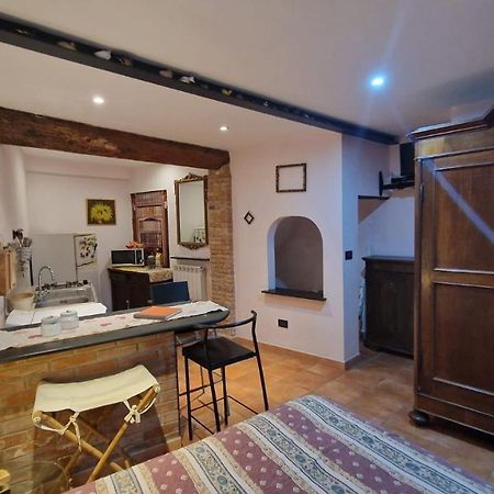 Апартаменты Monolocale In Tipica Casa Ligure Генуя Экстерьер фото