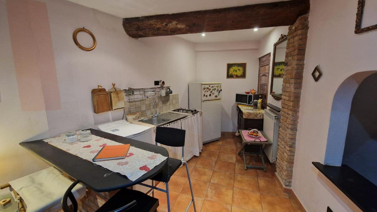 Апартаменты Monolocale In Tipica Casa Ligure Генуя Экстерьер фото